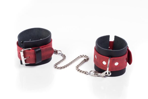 Kajdanki  Cuffs Crazy Horse Red, Small