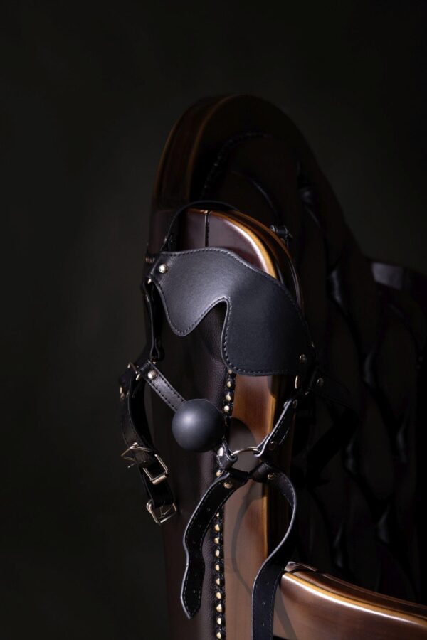 Blindfolded Head Harness with Solid Ball Gag   Black - obrazek 10