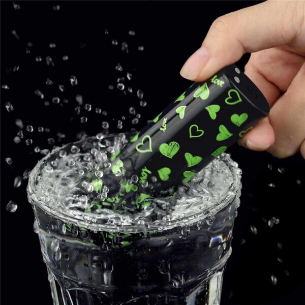 Rechargeable Glow in the dark Heart Massager - obrazek 12