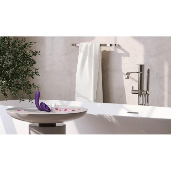 Gen   Rechargeable Triple Action G Spot Vibrator with Pulse Wave  and Vibrating Bristles   Purple - obrazek 15