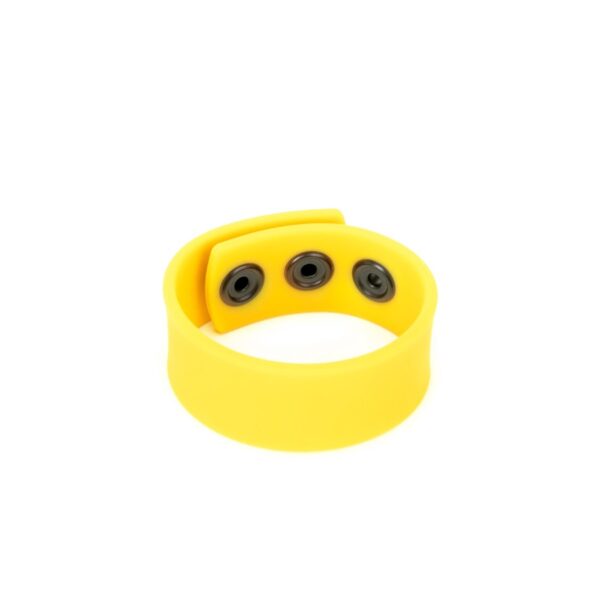 Me You Us Yellow Silicone Cock Strap - obrazek 3