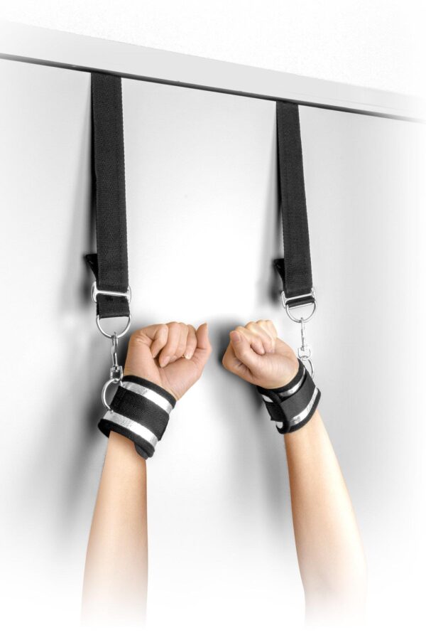 DOOR HANGING HANDCUFFS - obrazek 3